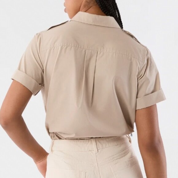 Ann Mashburn Short-Sleeved Safari Shirt in Indigo Cotolino Chambray - Size L - Picture 5 of 5